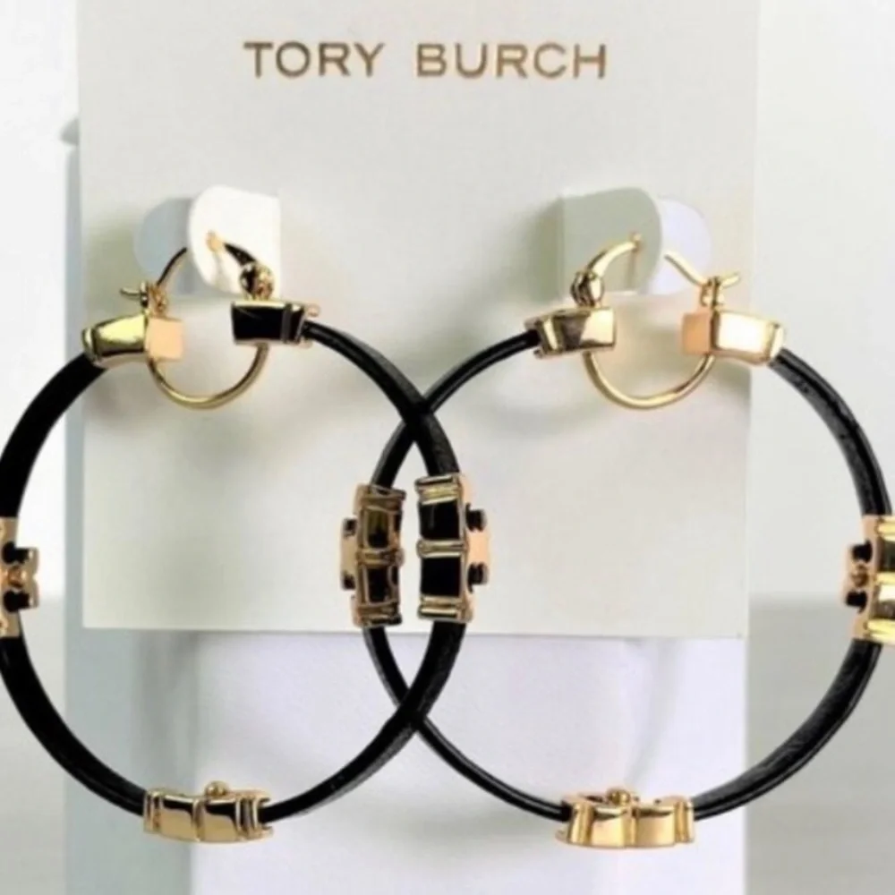 Tory Burch Black leather/ sheriff T hoop earrings - Picture 6 of 6